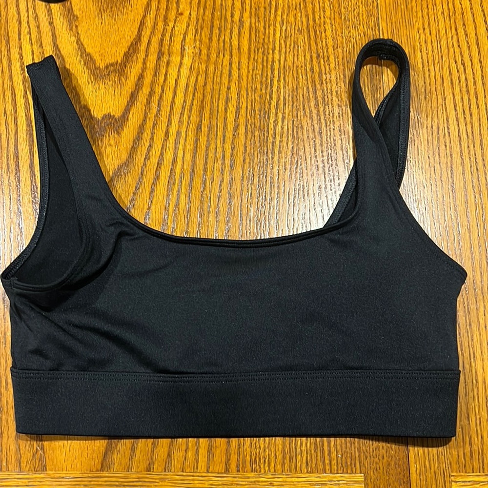 Victoria’s Secret PINK Sports Bra